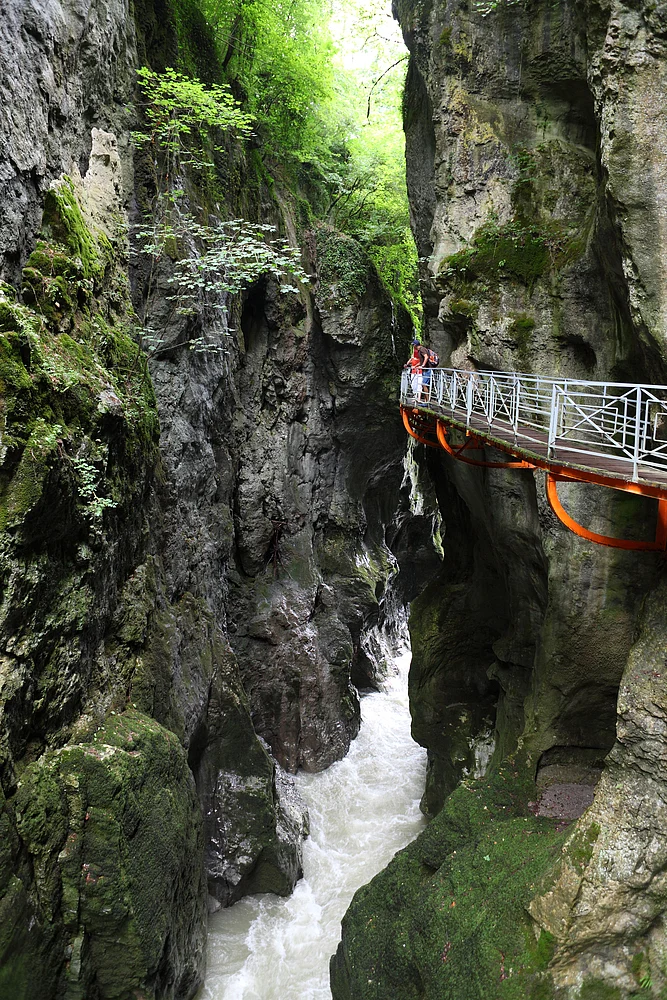 The trail through Gorges du Fier